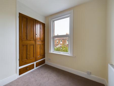 3 bedroom Terraced House to let in Bramshott Road, Southsea, PO4