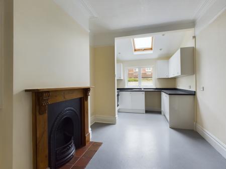 3 bedroom Terraced House to let in Bramshott Road, Southsea, PO4