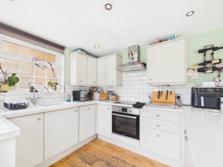 3 bedroom Semi-detached house for sale in Highbury Way, Cosham, Portsmouth, PO6