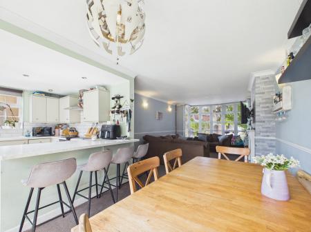 3 bedroom Semi-detached house for sale in Highbury Way, Cosham, Portsmouth, PO6