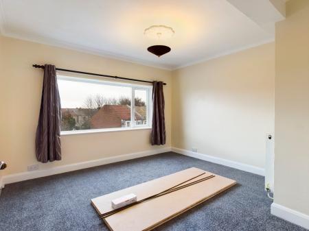 2 bedroom Flat to let in London Road, Portsmouth, PO2