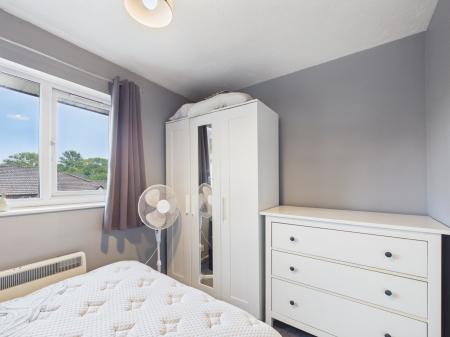1 bedroom Flat to let in Tor Close, Waterlooville, PO7