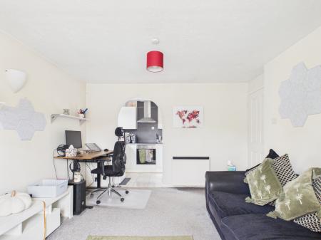 1 bedroom Flat to let in Tor Close, Waterlooville, PO7