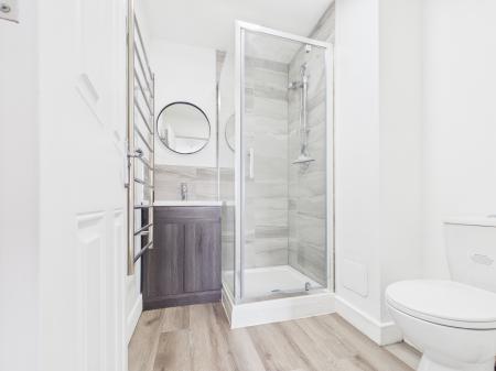 2 bedroom Flat to let in Gisors Road, Southsea, PO4