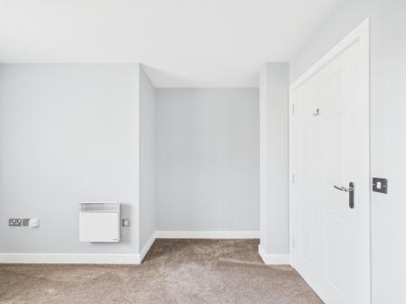 2 bedroom Flat to let in Gisors Road, Southsea, PO4