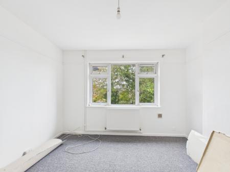 2 bedroom Flat to let in Gordon Road, Fareham, PO16