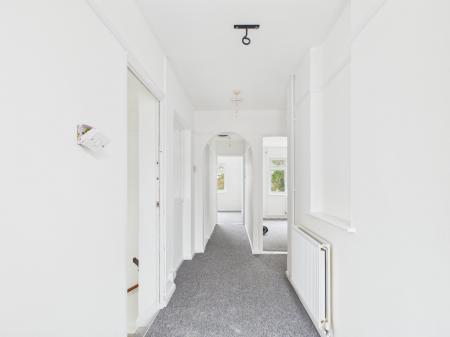 2 bedroom Flat to let in Gordon Road, Fareham, PO16