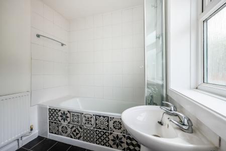 3 bedroom Terraced House to let in Newcome Road, Fratton, Portsmouth, PO1