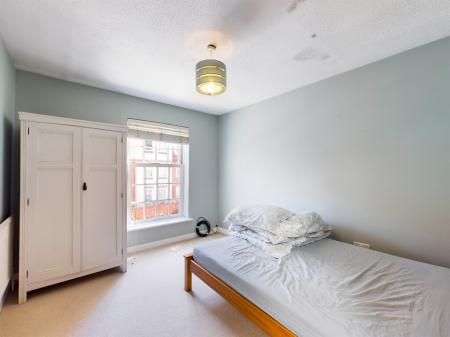 2 bedroom Coach House to let in Green Road, Southsea, PO5