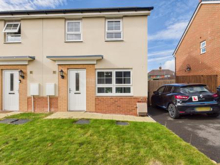 3 bedroom Semi-detached house to let in St.Agnes Close, Bedhampton, Havant, PO9
