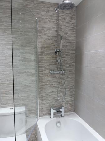 1 bedroom Flat to let in Forest Grove House, London Road, Cowplain, Waterlooville PO8
