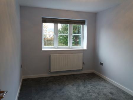 1 bedroom Flat to let in Forest Grove House, London Road, Cowplain, Waterlooville PO8