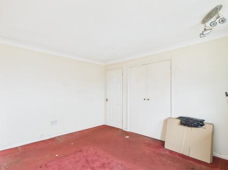 2 bedroom Flat for sale in East Lodge Park, Farlington, Portsmouth, PO6