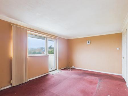 2 bedroom Flat for sale in East Lodge Park, Farlington, Portsmouth, PO6