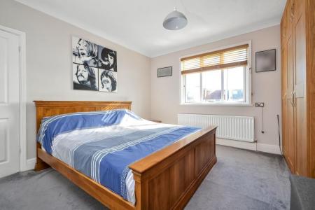 4 bedroom Terraced House for sale in Gofton Avenue, Drayton, Portsmouth, PO6