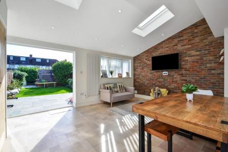 4 bedroom Terraced House for sale in Gofton Avenue, Drayton, Portsmouth, PO6