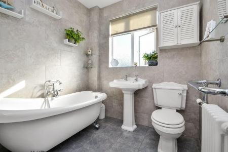 4 bedroom Terraced House for sale in Gofton Avenue, Drayton, Portsmouth, PO6