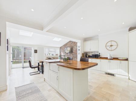 4 bedroom Terraced House for sale in Gofton Avenue, Drayton, Portsmouth, PO6