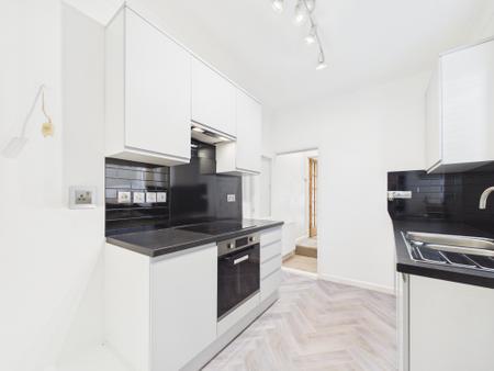 3 bedroom Terraced House to let in Cyprus Road, North End, Portsmouth, PO2