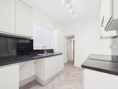 3 bedroom Terraced House to let in Cyprus Road, North End, Portsmouth, PO2