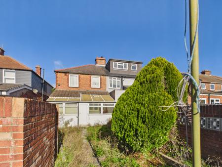 3 bedroom End of terrace house for sale in Hawthorn Crescent, Cosham, Portsmouth, PO6
