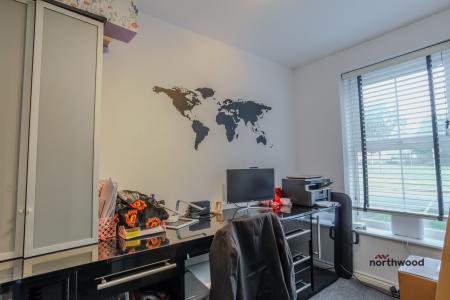 3 bedroom Town house for sale in Hazelmere Avenue, Buckshaw Village, PR7