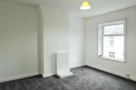 2 bedroom Terraced House to let in Smith Street, Nelson, BB9