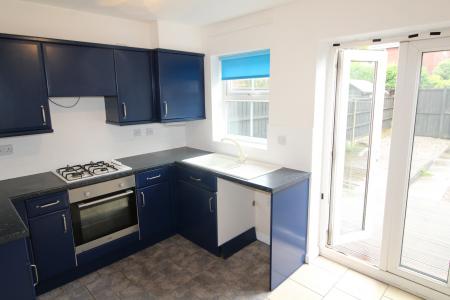 2 bedroom Terraced House to let in Ashley Mews, Ashton on Ribble, Preston, PR2