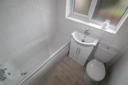2 bedroom Terraced House to let in Shelley Road, Ashton on Ribble, Preston, PR2