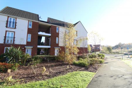 1 bedroom Flat to let in Ayrshire Close, Buckshaw Village, PR7