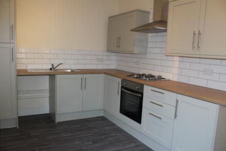 2 bedroom Terraced House to let in Moor Hall Street, Preston, PR1