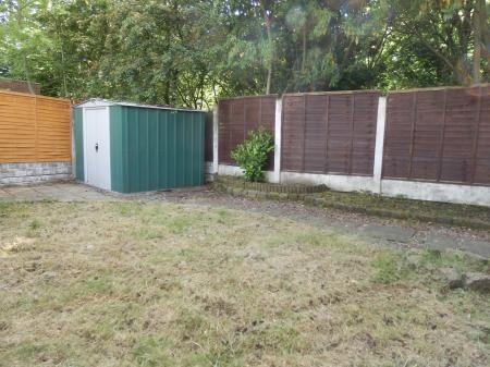 2 bedroom Semi-detached house to let in The Heathers, Clayton-le-Woods, PR5