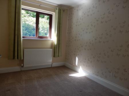 2 bedroom Semi-detached house to let in The Heathers, Clayton-le-Woods, PR5