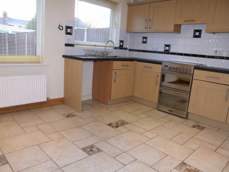 2 bedroom Semi-detached house to let in The Ferns, Ashton on Ribble, Preston, PR2