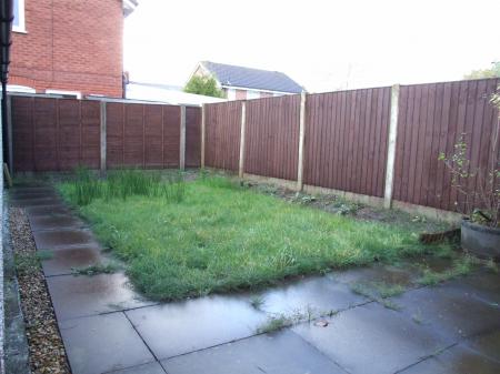 2 bedroom Semi-detached house to let in The Ferns, Ashton on Ribble, Preston, PR2