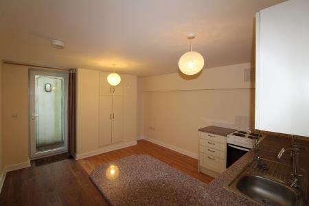 1 bedroom Flat to let in Regent Drive, Preston, PR2