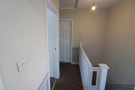 4 bedroom Semi-detached house to let in Parkthorne, Lea, PR2
