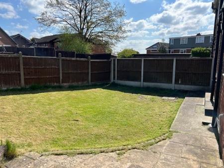 4 bedroom Semi-detached house to let in Parkthorne, Lea, PR2