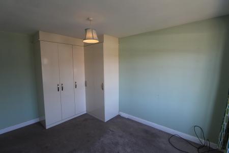 4 bedroom Semi-detached house to let in Parkthorne, Lea, PR2