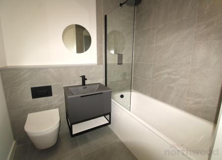 3 bedroom Apartment to let in Pole Street, Preston, PR1