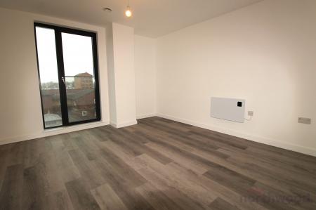 3 bedroom Apartment to let in Pole Street, Preston, PR1