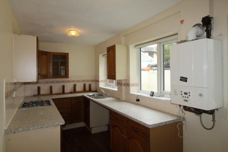 3 bedroom Terraced House to let in Station Road, Bamber Bridge, PR5