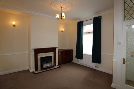 3 bedroom Terraced House to let in Station Road, Bamber Bridge, PR5