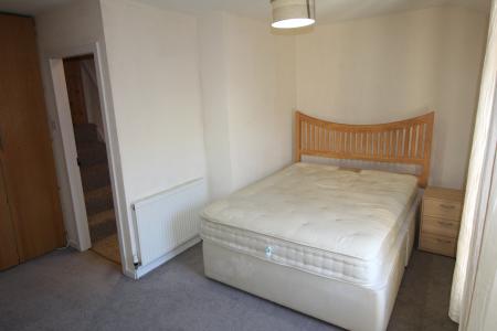 2 bedroom Terraced House to let in West View Place, Blackburn, BB2