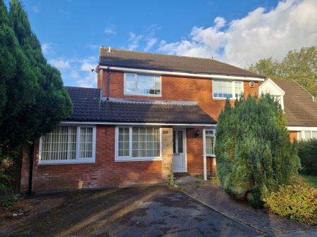 5 bedroom Detached house to let in Churchfield, Fulwood, PR2