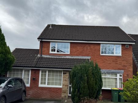 5 bedroom Detached house to let in Churchfield, Fulwood, PR2