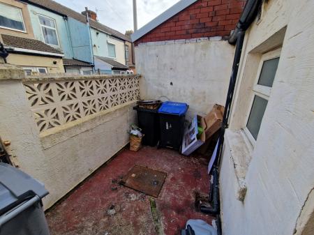 2 bedroom End of terrace house for sale in Amberbanks Grove, Blackpool, FY1