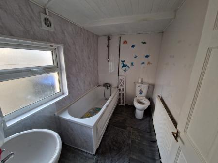 2 bedroom End of terrace house for sale in Amberbanks Grove, Blackpool, FY1