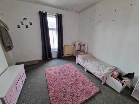 2 bedroom End of terrace house for sale in Amberbanks Grove, Blackpool, FY1