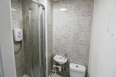 1 bedroom Flat to let in Latham Street, Preston, PR1